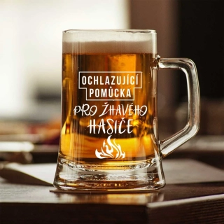 Půllitr s pískovaným motivem "OCHLAZUJÍCÍ POMŮCKA"